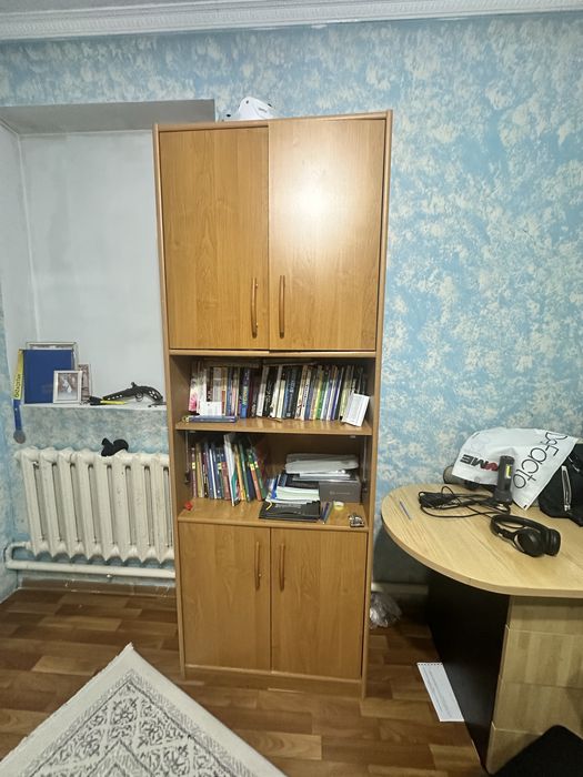 Шкаф деревянные устойчивые