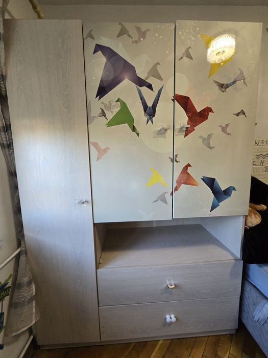 Vând mobila camera tineret 800 ron