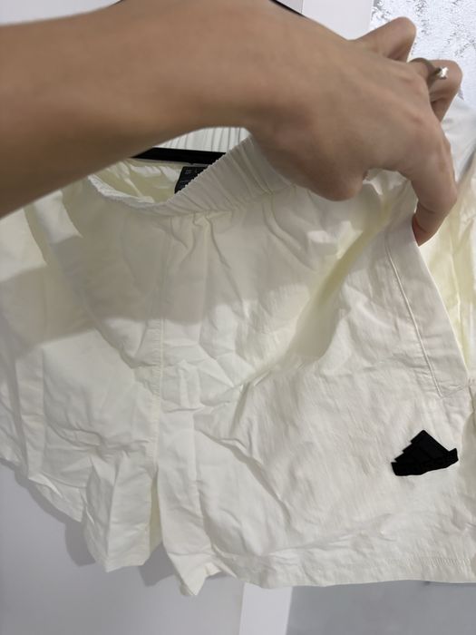 Оригинални къси панталонки Adidas