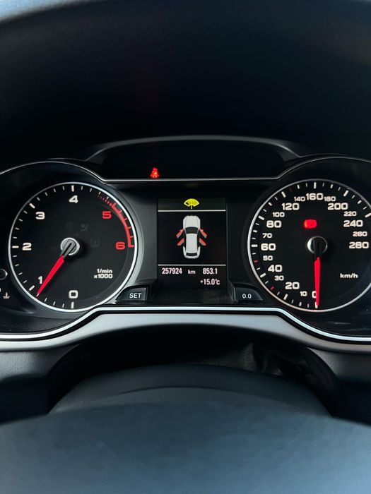 AUDI A4 Avant 2012 — imagine 4
