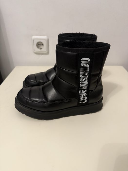 дамски апрески Moschino