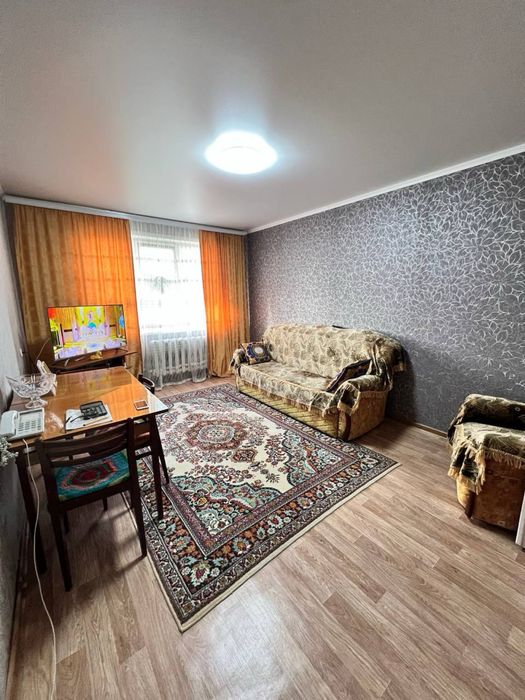 Продам 4-х комнатную квартиру