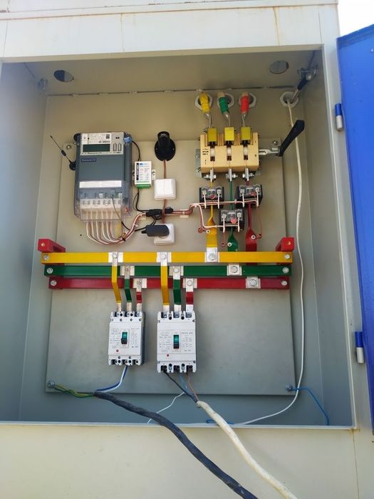 Силовой масляный трансформатор ТМ-25/2500, напряжение 10/6 кВ.