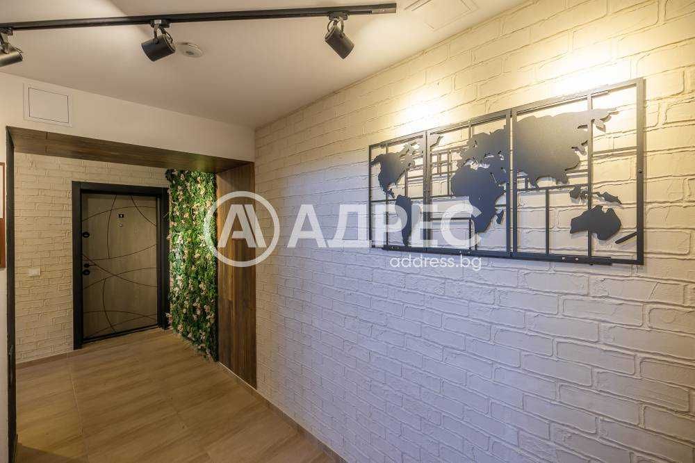 Само от АДРЕС! Тристаен апартамент, кв. Цветен квартал, гр. Варна