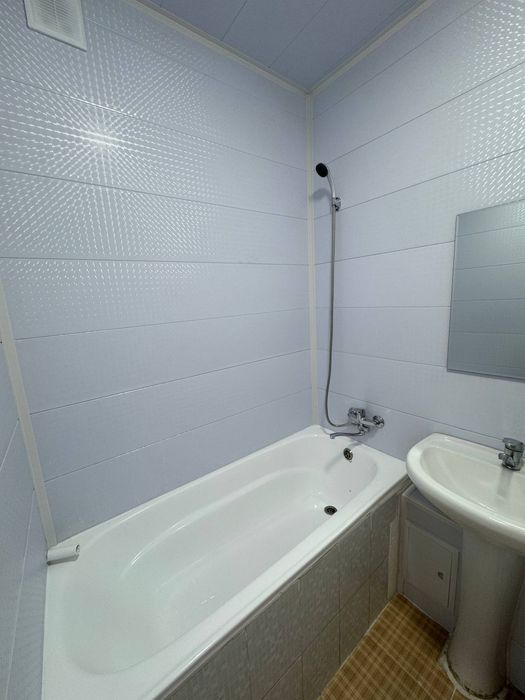 Пахтазор квартира сотилади срочно 3-этаж 4-этажли Дом Генерал олдида