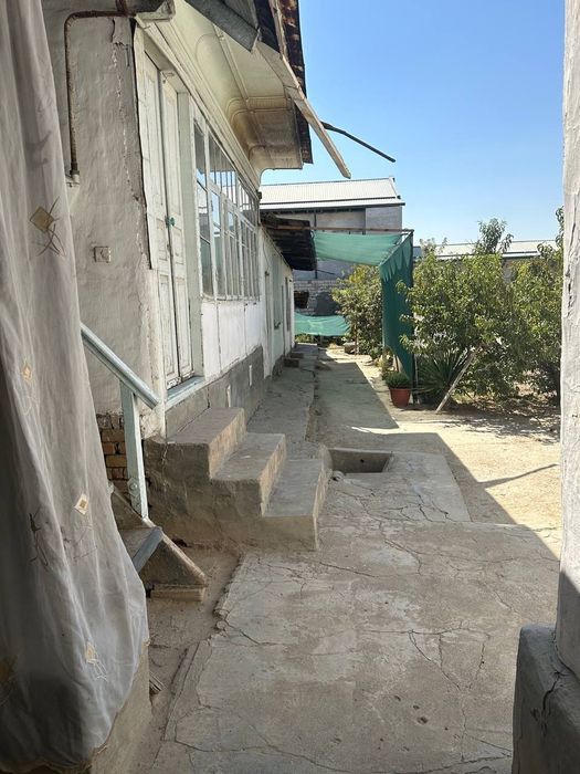 160000у.е Пабеда Яанги Тошми пустдан 5 км 10 сотик 6 хона