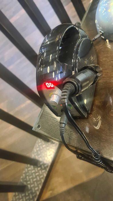 Ектрическа пила да маникюр и педикюр