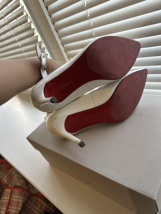 Туфли белые 36 р