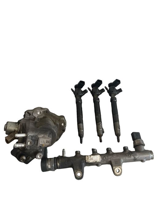 Kit Injectie Skoda Fabia Iii Estate Nj5 2014 -> 1.4 Tdi Cusb 04B130093