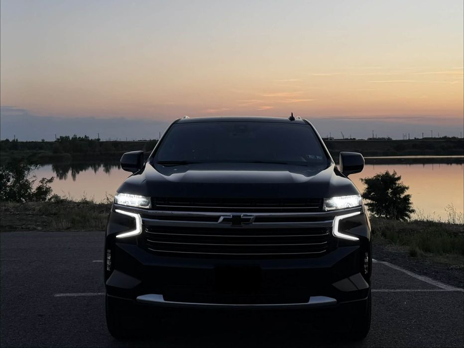 Chevrolet Suburban 5.3 v8 full black