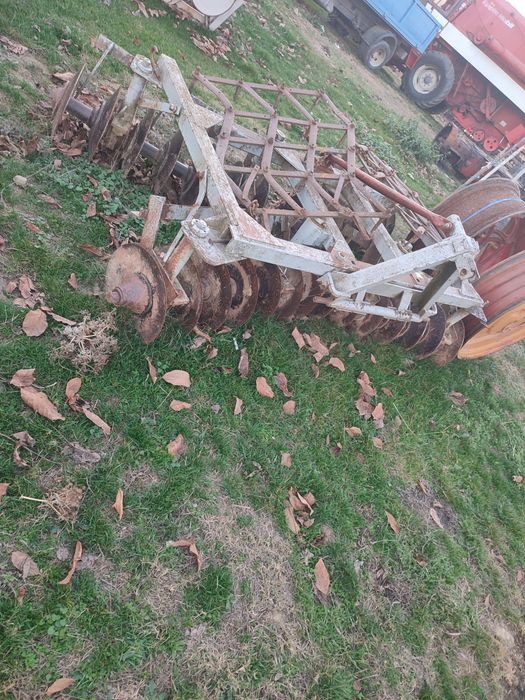 Vând disc in tiranți 7 talere baterie pe rulmenți