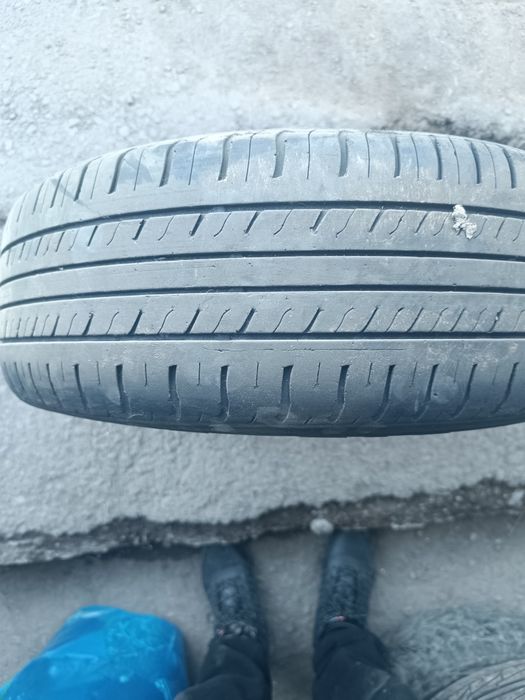 Продам шины 2 шт