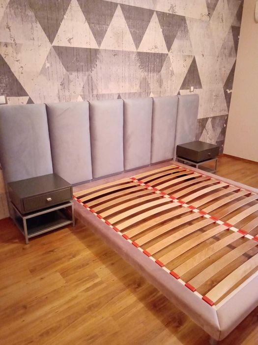 Тапицирани легла, Тапицирана табла, Табла за спалня