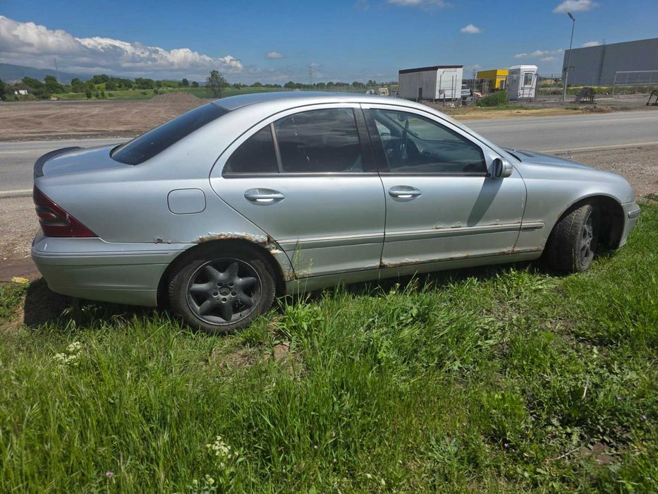 ***Само на части*** Mercedes C220 cdi W203, automat, sedan