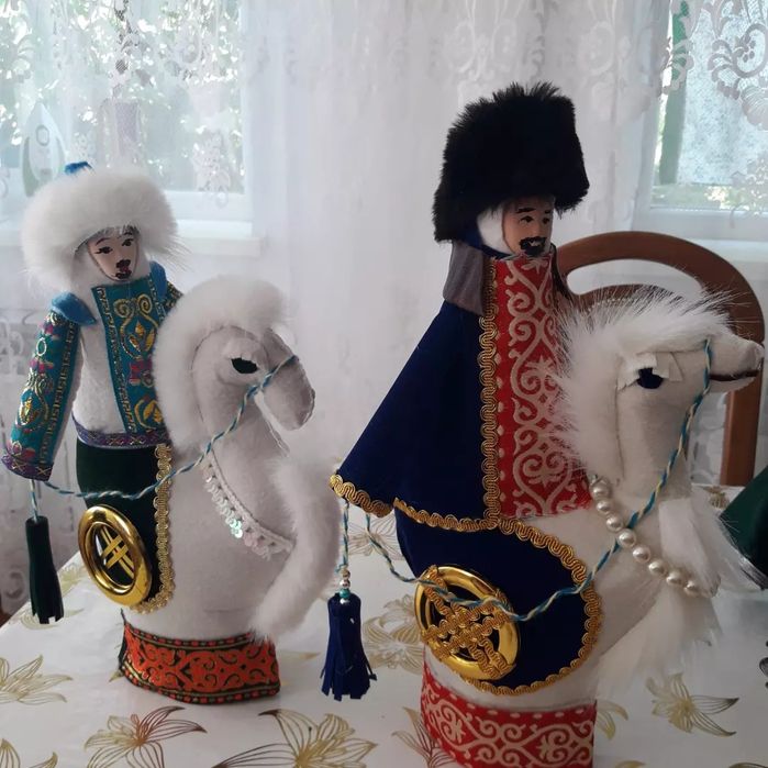 Продам комплект той бастар