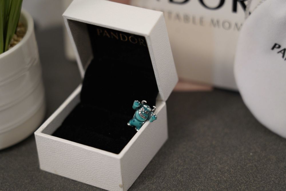 Талисман Пандора - Monsters Inc.