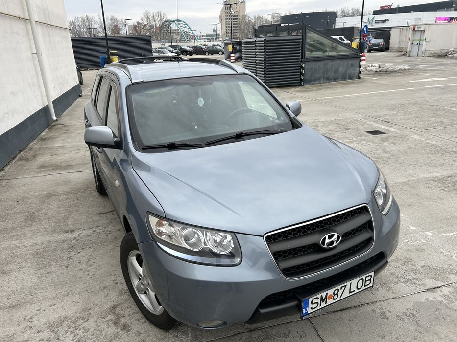 Vând Hyundai Santa Fe