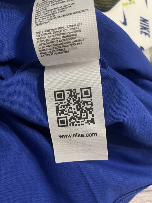 Продам двойку Nike