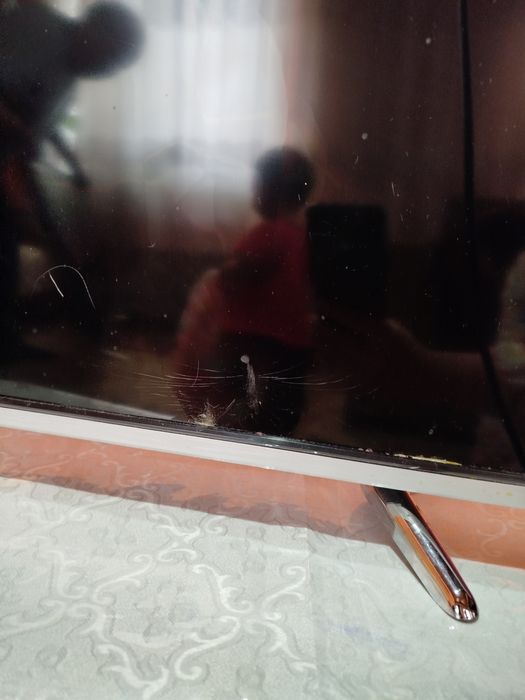 Телевизор артел 42   43