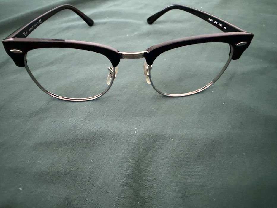Vand rame de ochelari