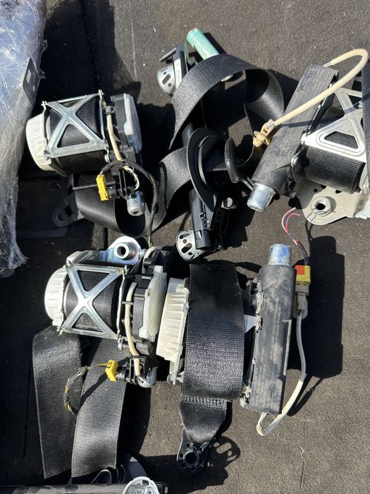 Предни и задни колани и Завеси за Porsche panamera 2009-2014г