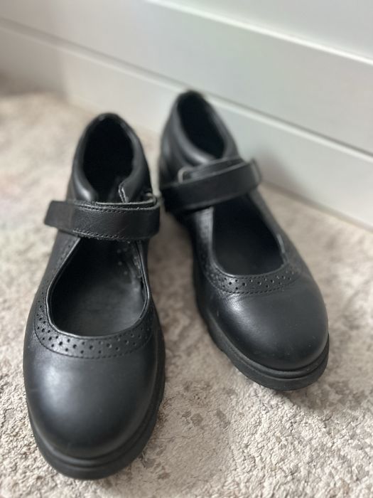 Кожаные туфли(35р)детские