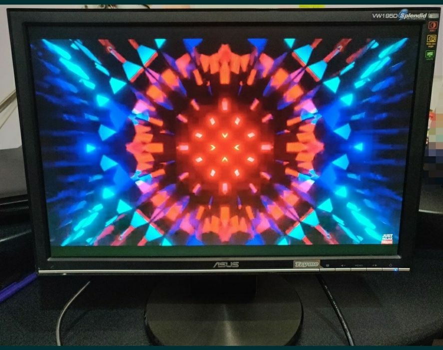 Monitor LCD Asus 19" VW 1950