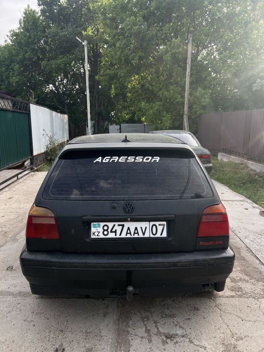 Продам или обмен гольф 3 1.8