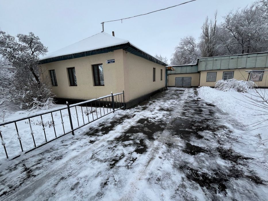 Продам дом с большим участком