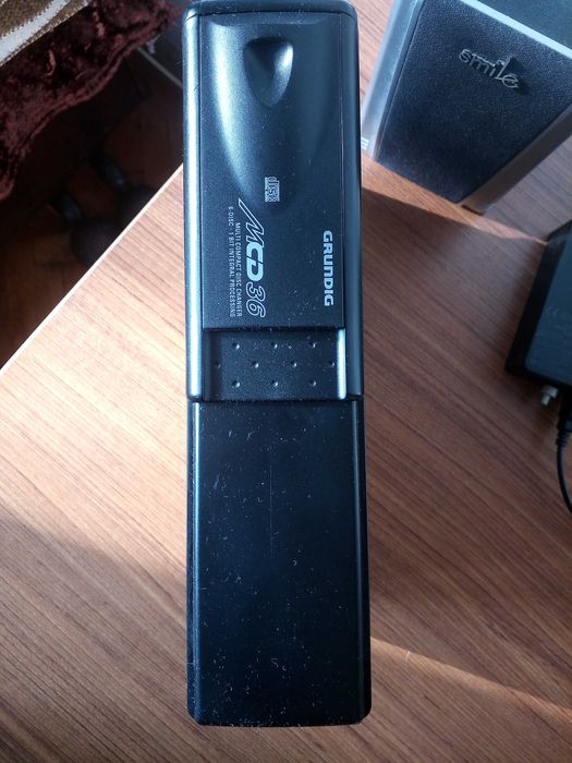 СД чейнджър  Grundig