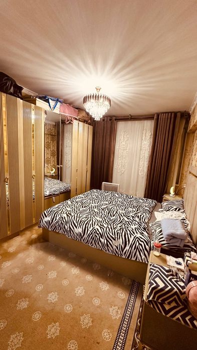 Продаётся дом  uch tepa prakraturasi roʻparasida