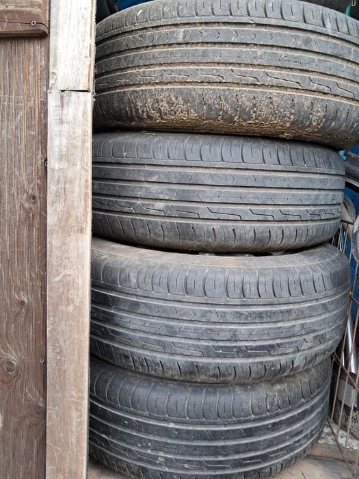 Продам литые диски с резиной