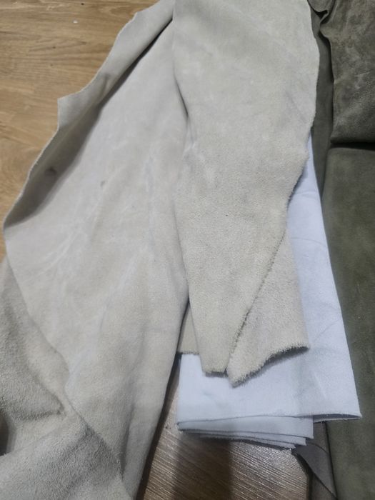 Lot velur (piele întoarsă) IV