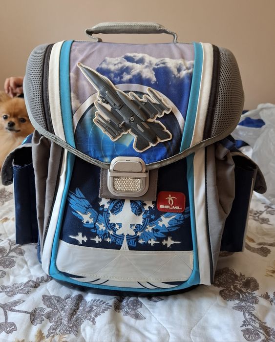 Раница за момче до 4 клас