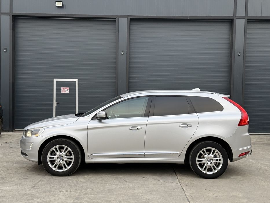 VOLVO XC60 2014 — imagine 9