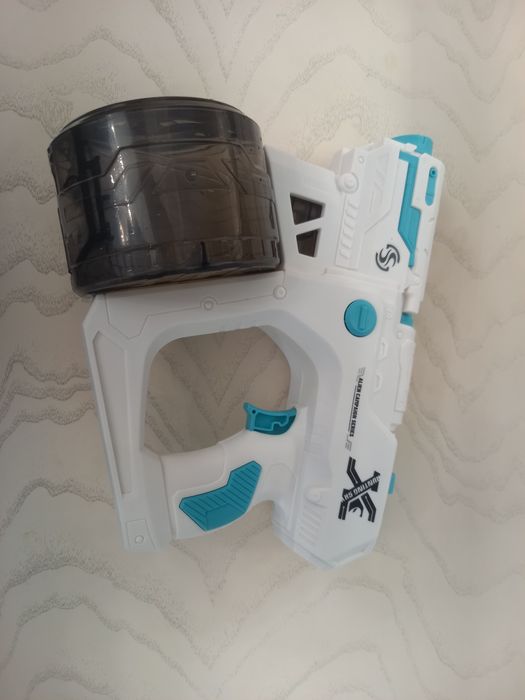 Водяной пистолет