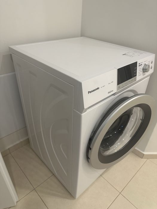 Пералня Panasonic NA-148XR1
