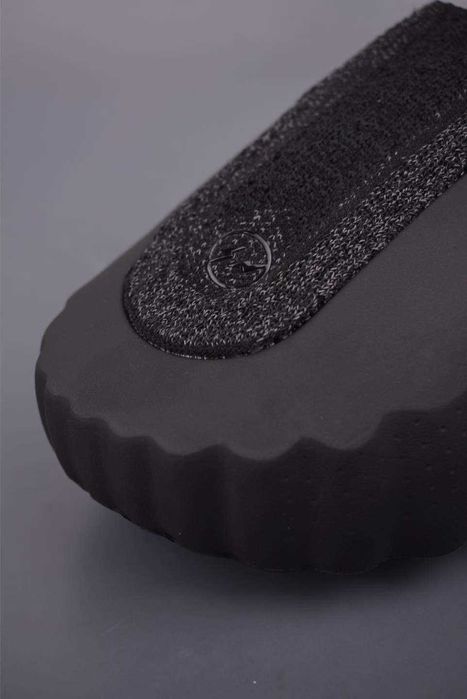 Продавам чисто нови с кутия мъжки чехли Nike Mind 001 x