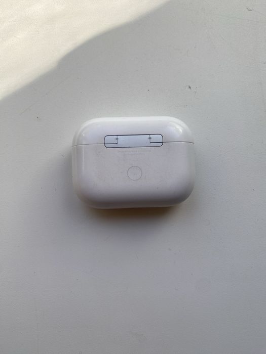 Airpods Pro не новые, рабочие
