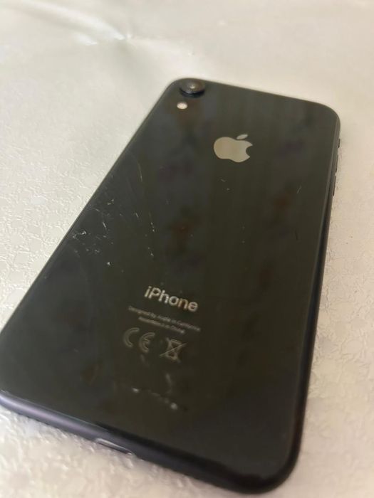 Iphone xr 3/64 77%