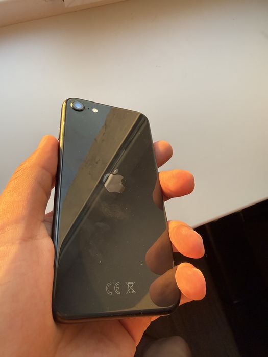 Apple iPhone SE 2020