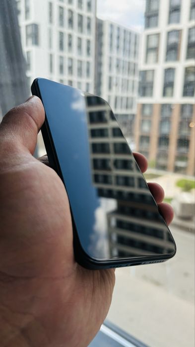 Iphone 15 plus 128 аккум 95%     Айфон 15 плюс 128