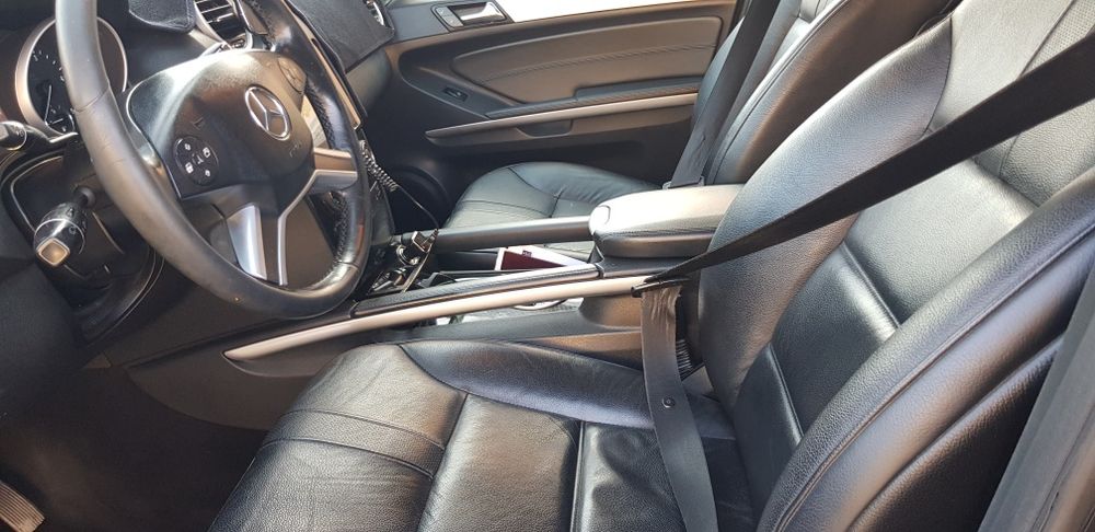 Mercedes ML 350 4MATIC 2010 / Piele / Navi / Trapă / 4x4 / Schimb