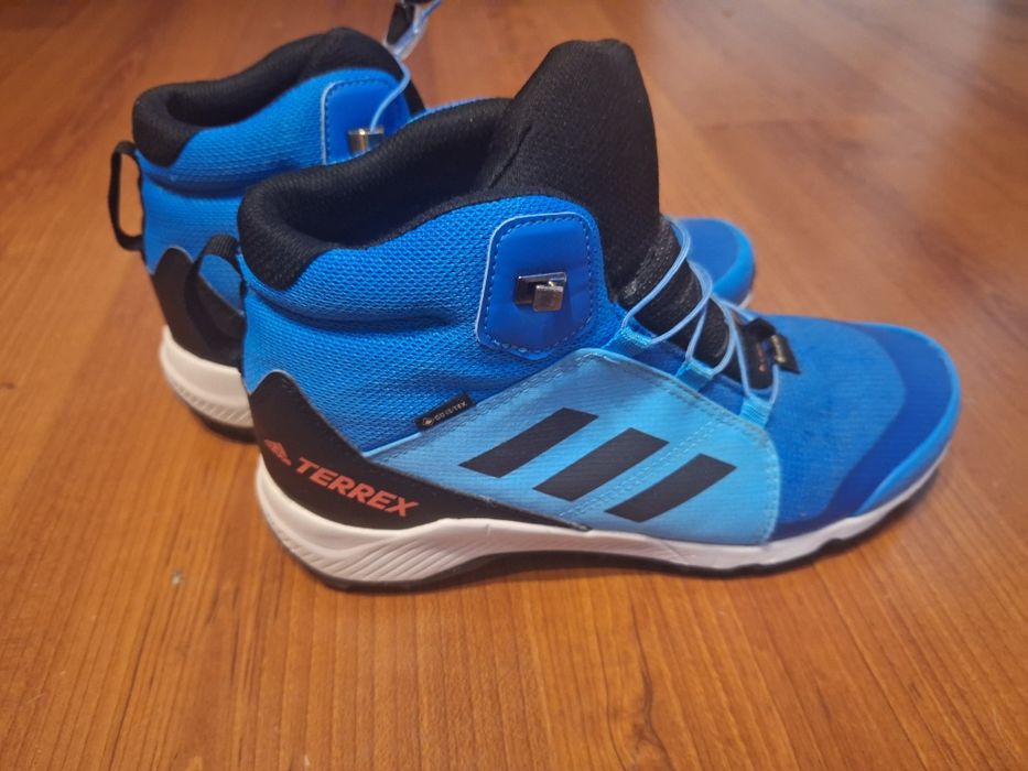 Обувки Adidas Terrex