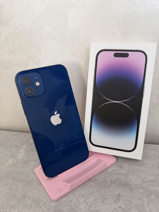 Продам в отличном состоянии iphone 12