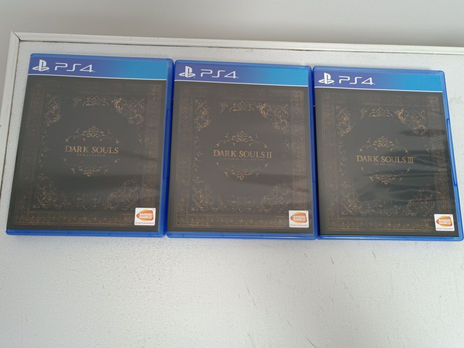 Продаётся Трилогия Dark souls