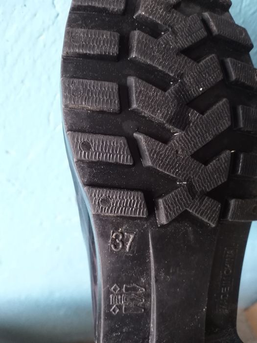 Сапоги резиновые 37 размер