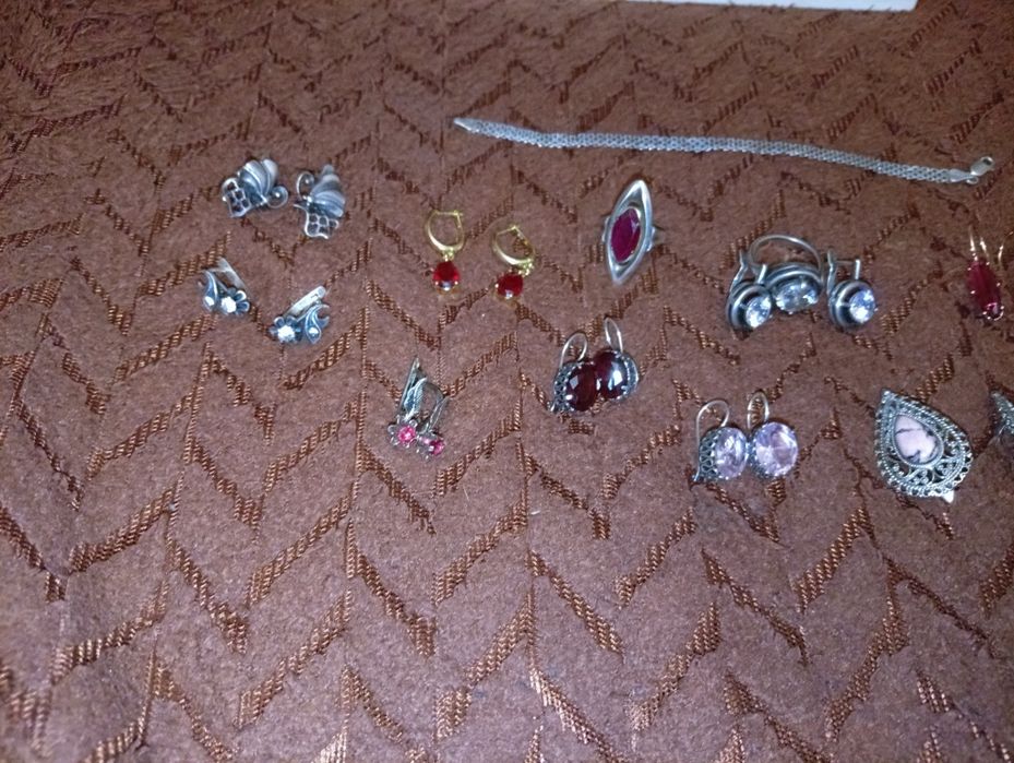 Продам советские серьги