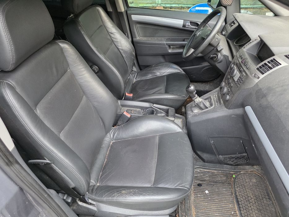 Опел зафира Б 1.9 150к.с На части! Opel Zafira B 1.9