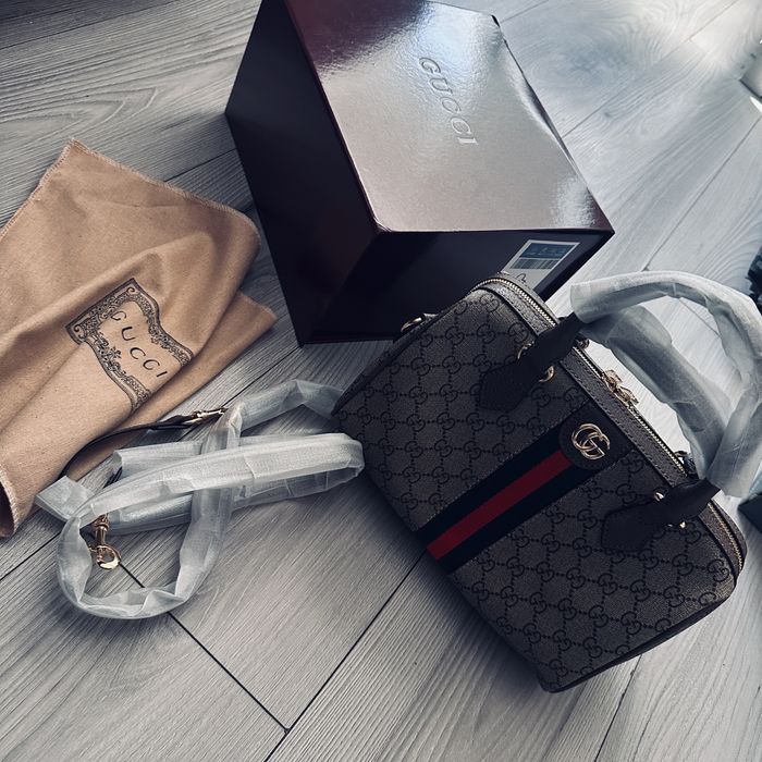 Geanta Gucci noua in cutie